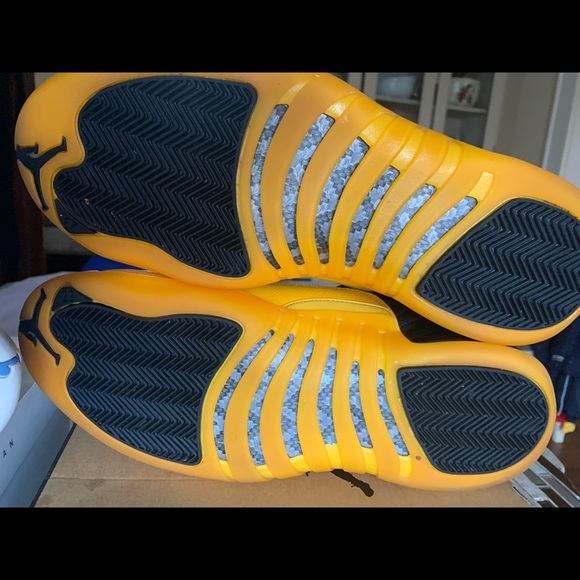 Can’t fit them,Almost new,Price firm.play games foe u will be ignored. - Picture 7 of 10